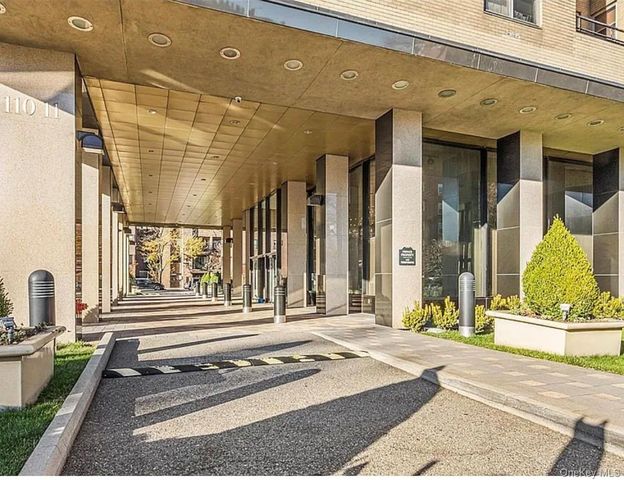 110-11 Queens Boulevard 25D, Forest Hills, NY 11375