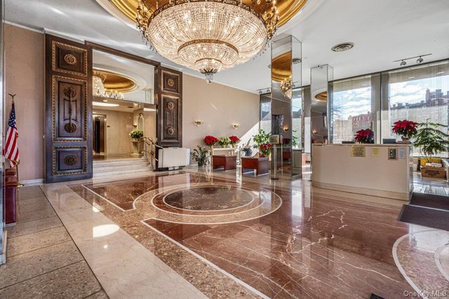 110-11 Queens Boulevard 25D, Forest Hills, NY 11375