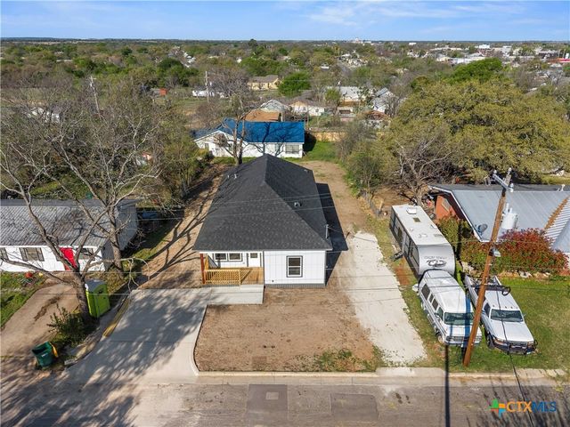 214 Spindletop Street, Gatesville, TX 76528