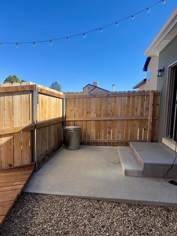 10 Heatherwood Lane, Pueblo, CO 81008