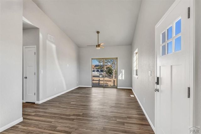 10 Heatherwood Lane, Pueblo, CO 81008