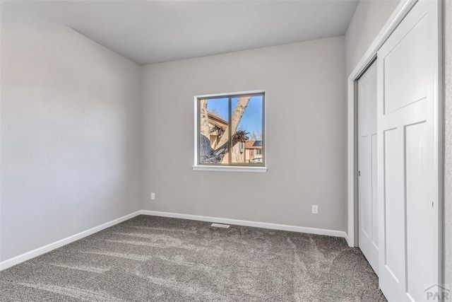 10 Heatherwood Lane, Pueblo, CO 81008