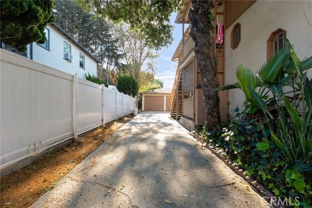 7154 Ramsgate Avenue, Los Angeles, CA 90045