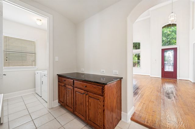 1417 E Branch Hollow Drive, Carrollton, TX 75007