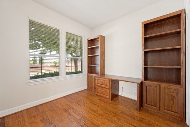 1417 E Branch Hollow Drive, Carrollton, TX 75007