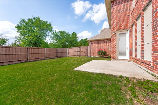 1417 E Branch Hollow Drive, Carrollton, TX 75007