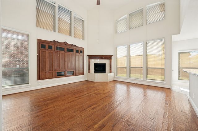 1417 E Branch Hollow Drive, Carrollton, TX 75007