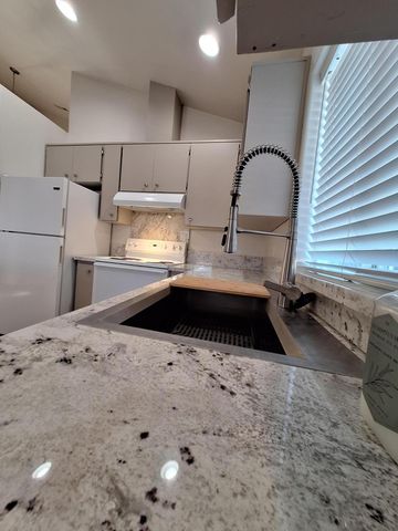 1537 Hartell Street, Medford, OR 97504