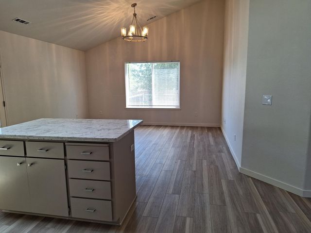 1537 Hartell Street, Medford, OR 97504