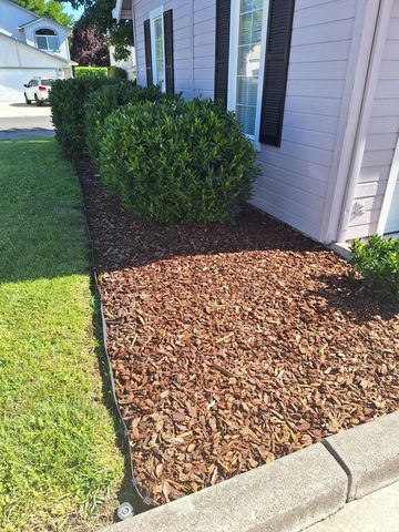 1537 Hartell Street, Medford, OR 97504