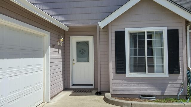 1537 Hartell Street, Medford, OR 97504