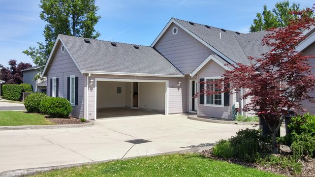 1537 Hartell Street, Medford, OR 97504