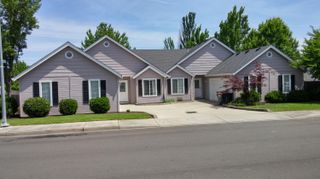 1537 Hartell Street, Medford, OR 97504