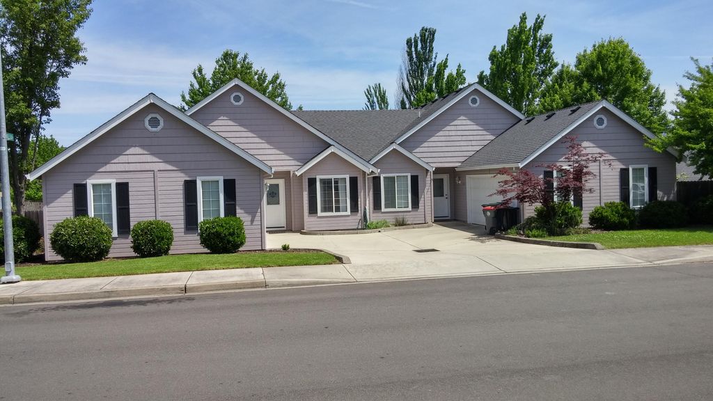 1537 Hartell Street, Medford, OR 97504