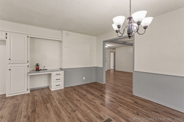 1508 Cardinal Circle, Sapulpa, OK 74066
