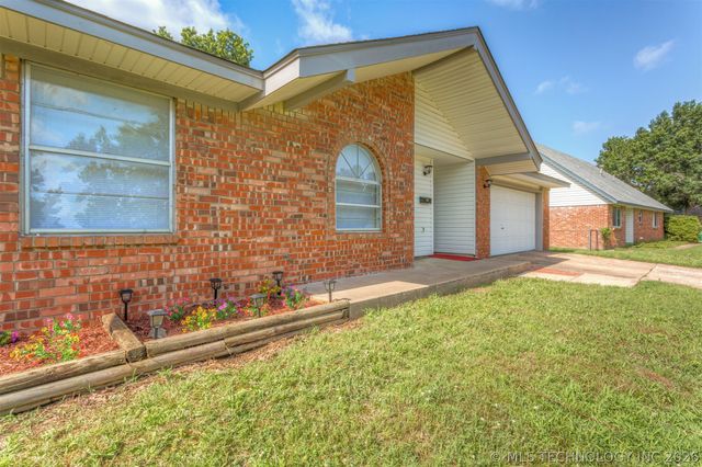 1508 Cardinal Circle, Sapulpa, OK 74066