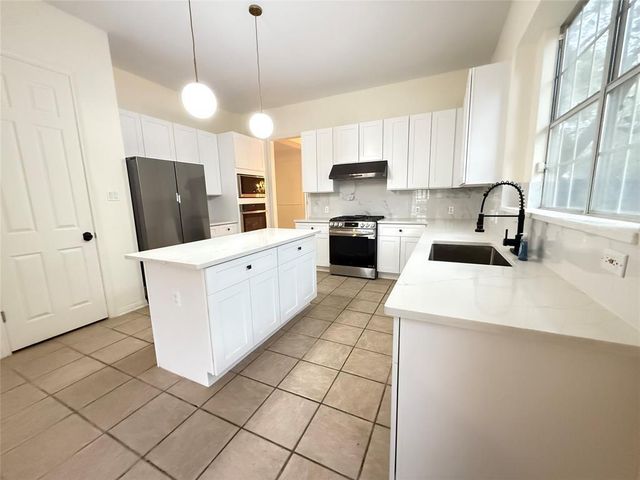 15220 Calaveras DR, Austin, TX 78717