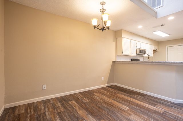 6707 Ports O Call Drive, Rowlett, TX 75088