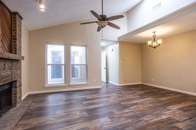 6707 Ports O Call Drive, Rowlett, TX 75088