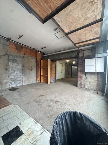 171-65 46th Avenue, Flushing, NY 11358