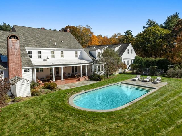 10 Queen Anne Rd, Hopkinton, MA 01748