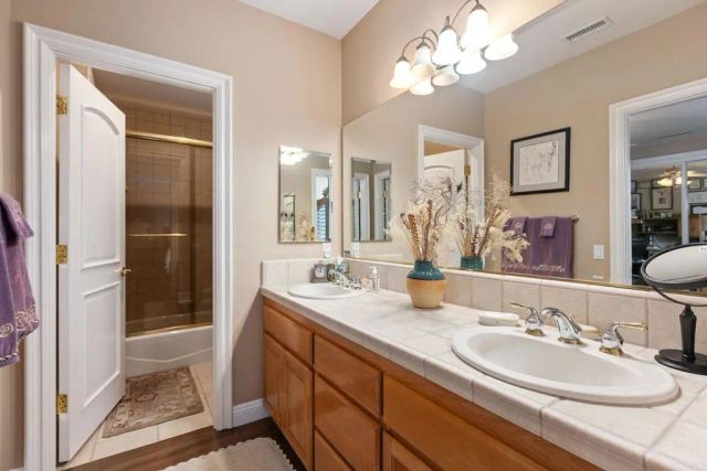 5641 Lake Vista Dr, Bonsall, CA 92003