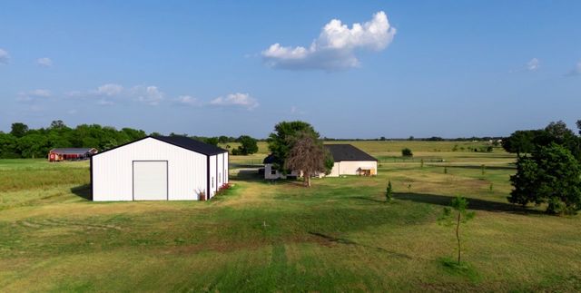 497 Private Road 7413, Wills Point, TX 75169