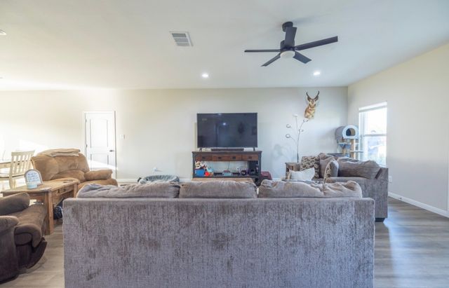 497 Private Road 7413, Wills Point, TX 75169