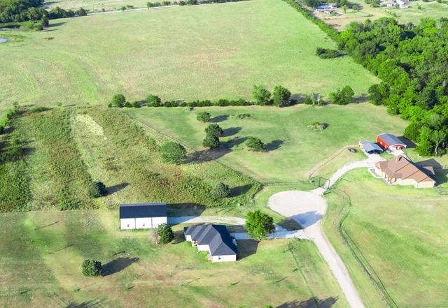 497 Private Road 7413, Wills Point, TX 75169
