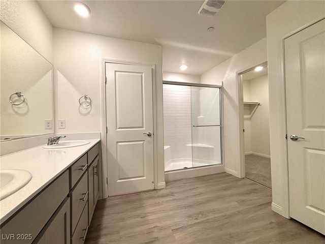 10024 Ullom Drive, Las Vegas, NV 89141