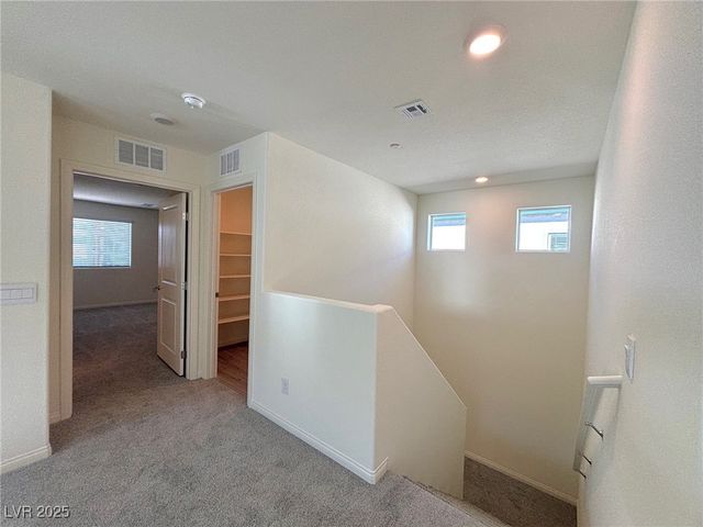 10024 Ullom Drive, Las Vegas, NV 89141