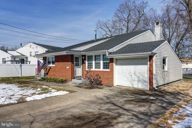 237 CREEK RD, Bellmawr, NJ 08031