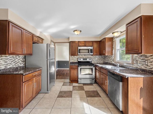 9402 GRANDHAVEN AVE, Upper Marlboro, MD 20772