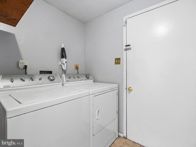 9402 GRANDHAVEN AVE, Upper Marlboro, MD 20772