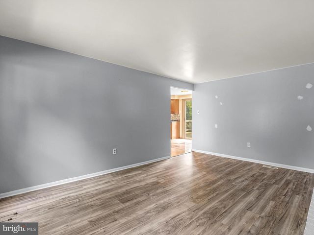 9402 GRANDHAVEN AVE, Upper Marlboro, MD 20772