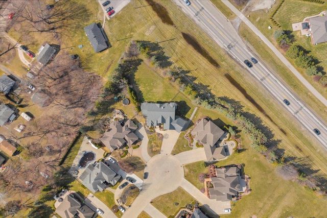 49404 Compass Point Drive, New Baltimore, MI 48047