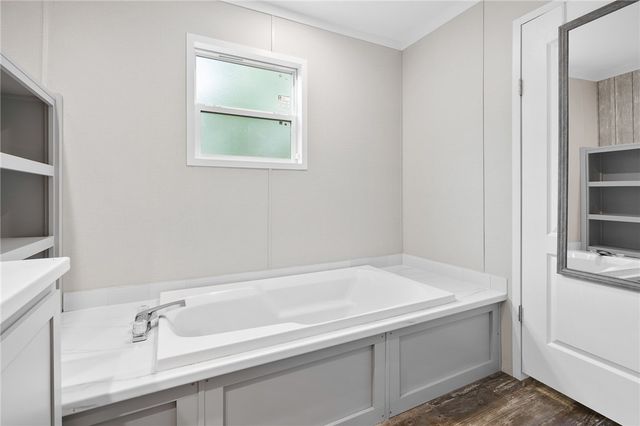 1212 Fort Worth St, Rockport, TX 78382