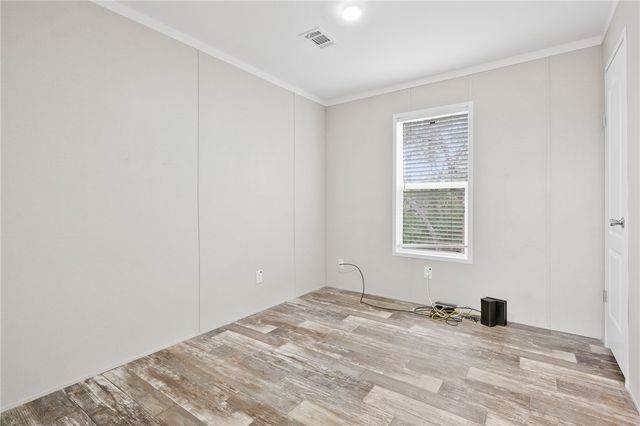 1212 Fort Worth St, Rockport, TX 78382