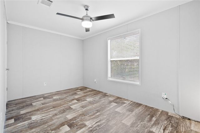 1212 Fort Worth St, Rockport, TX 78382