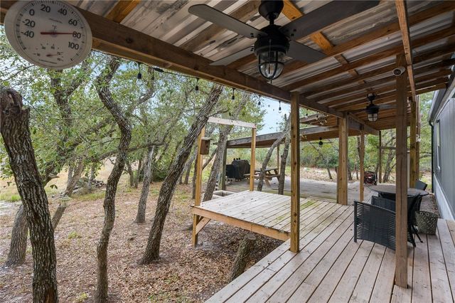 1212 Fort Worth St, Rockport, TX 78382