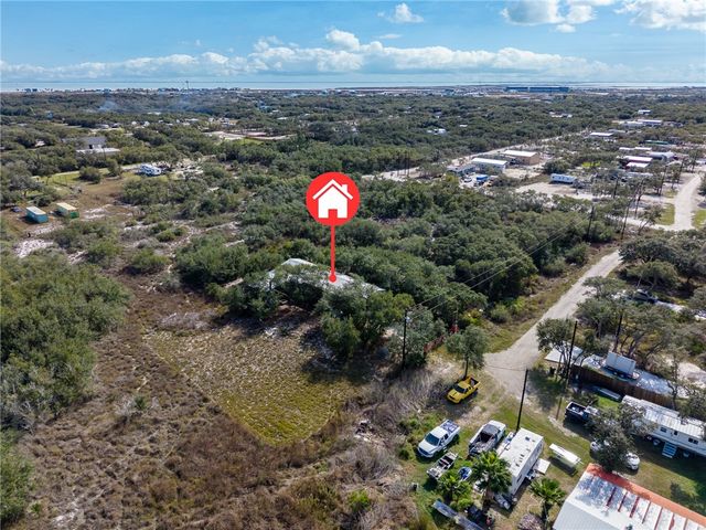 1212 Fort Worth St, Rockport, TX 78382