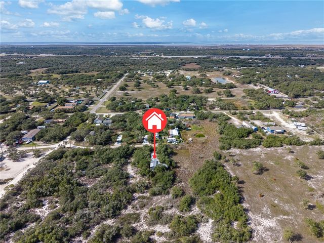 1212 Fort Worth St, Rockport, TX 78382