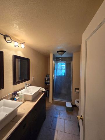 2025 Lawrence Street, Klamath Falls, OR 97601