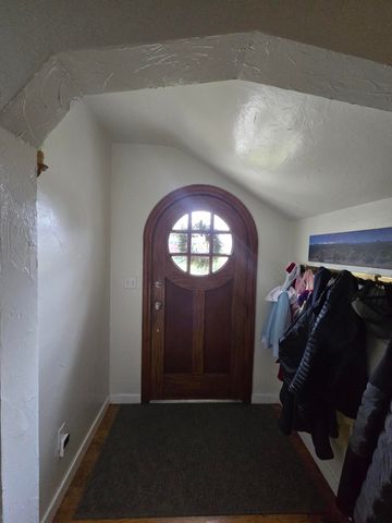 2025 Lawrence Street, Klamath Falls, OR 97601