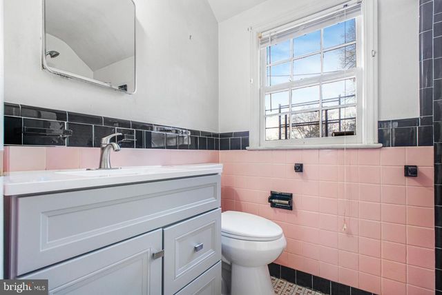 1605 CRITTENDEN ST NE, Washington, DC 20017