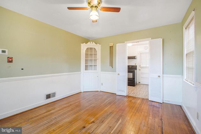 1605 CRITTENDEN ST NE, Washington, DC 20017