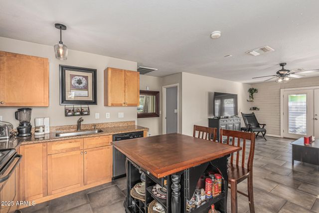 542 W 15TH Street, Tempe, AZ 85281