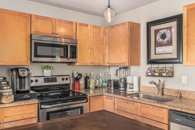 542 W 15TH Street, Tempe, AZ 85281