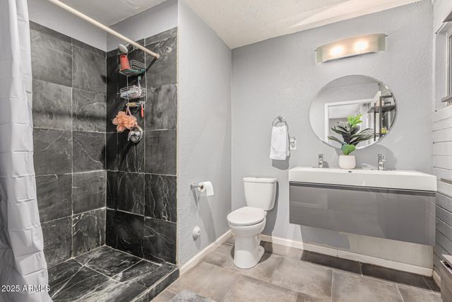 542 W 15TH Street, Tempe, AZ 85281