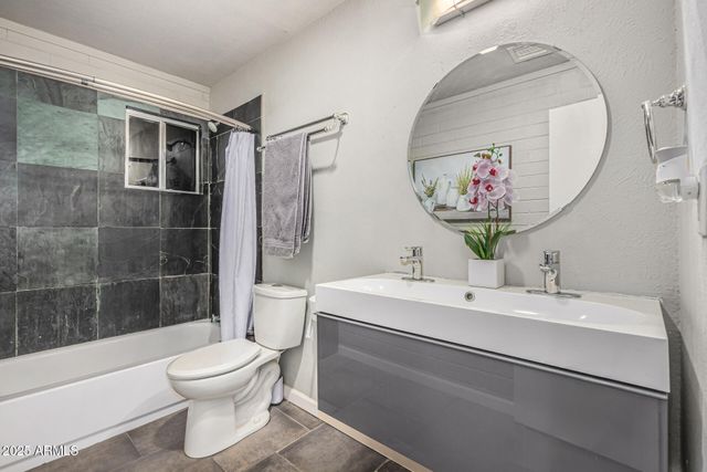 542 W 15TH Street, Tempe, AZ 85281